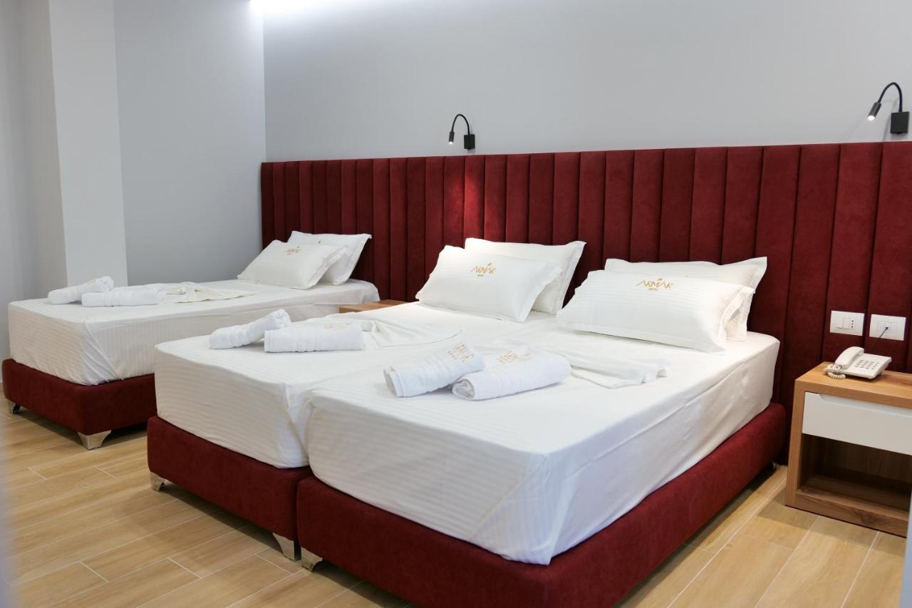 Armar Hotel Sarandë Esterno foto