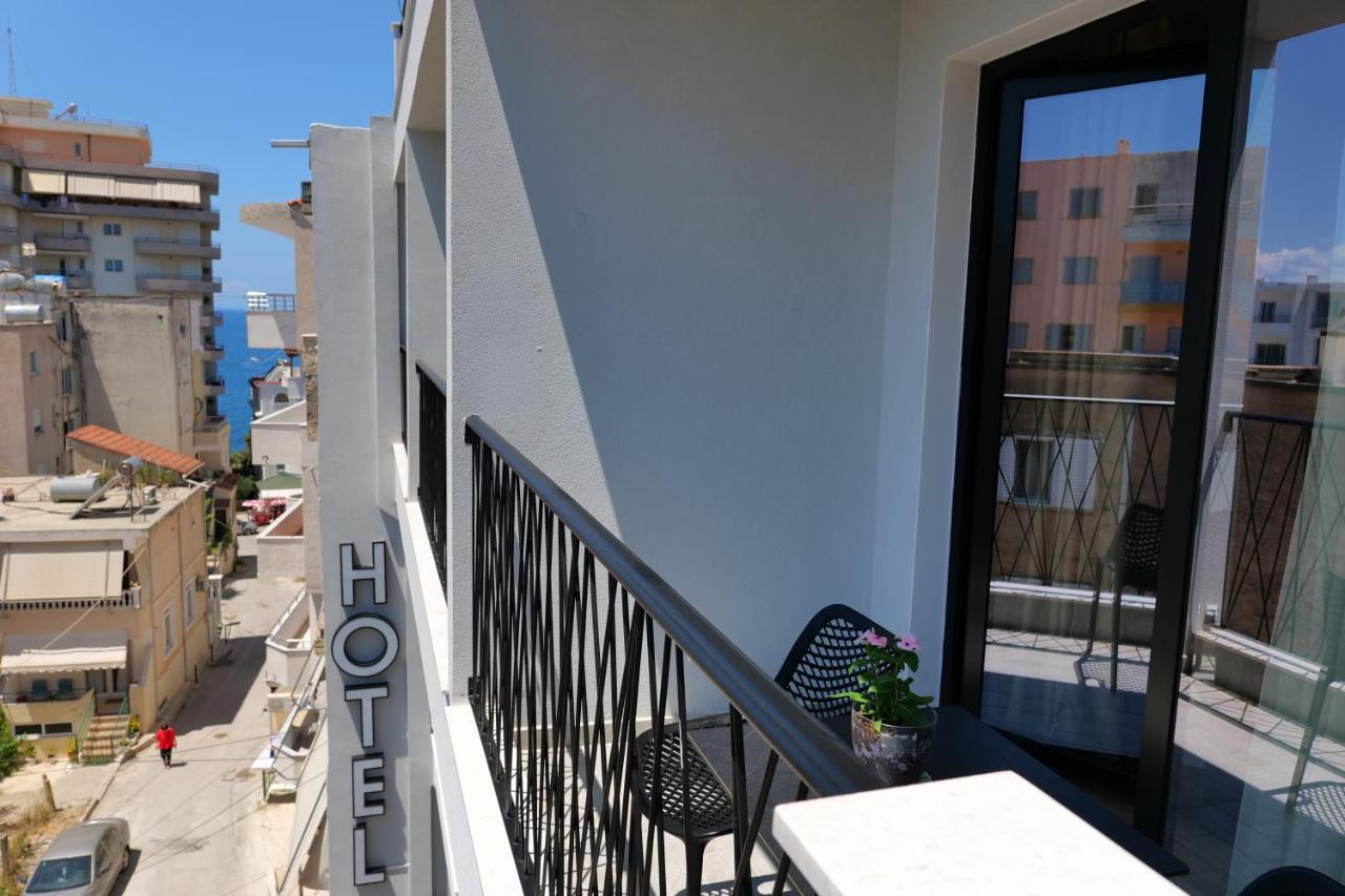 Armar Hotel Sarandë Esterno foto