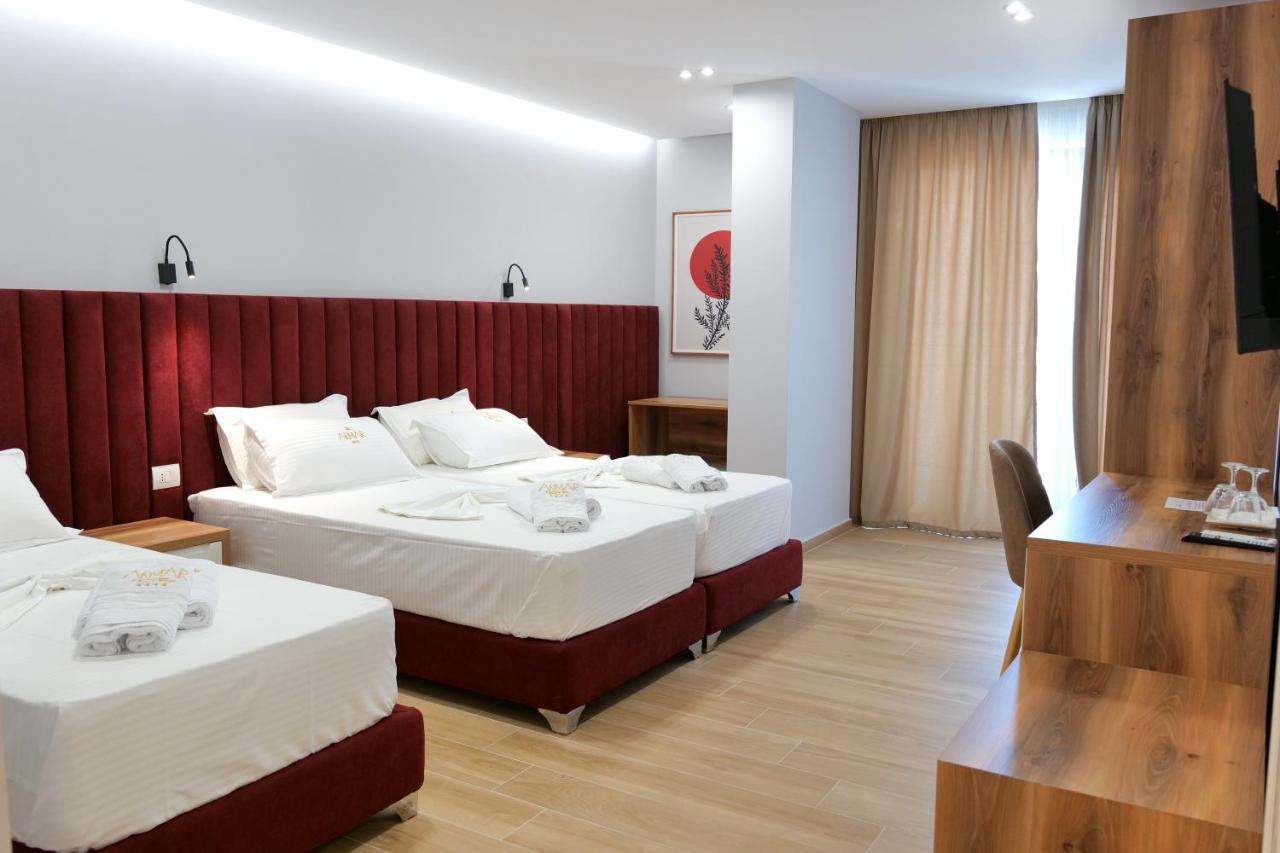 Armar Hotel Sarandë Esterno foto