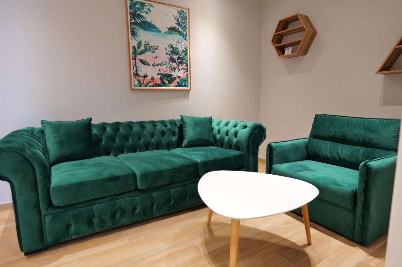 Armar Hotel Sarandë Esterno foto