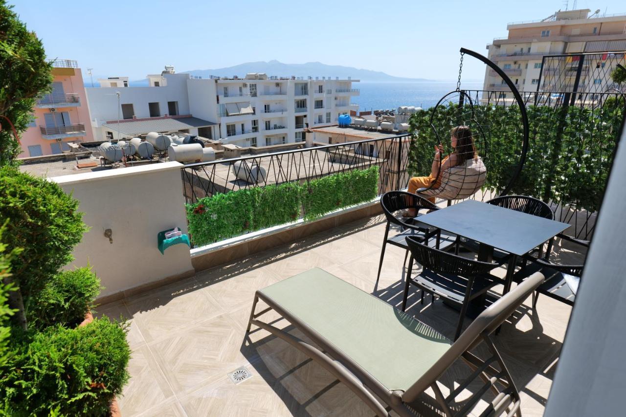 Armar Hotel Sarandë Esterno foto