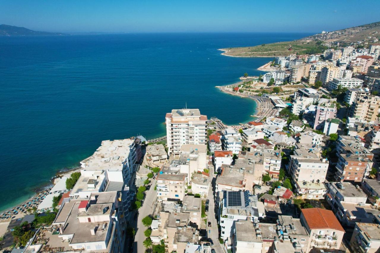Armar Hotel Sarandë Esterno foto