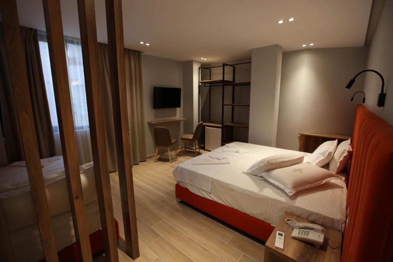 Armar Hotel Sarandë Esterno foto